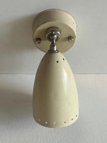 Spotlamp uit SS Rotterdam beschikbaar voor biedingen