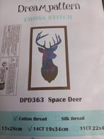 Borduurpakket Space Deer - Nieuw, Ophalen of Verzenden, Nieuw, Handborduren, Borduurpakket