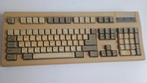 Oud toetsenbord - Defect, voor de liefhebber!, Computers en Software, Toetsenborden, Ophalen, Qwerty, Niet werkend, Bedraad