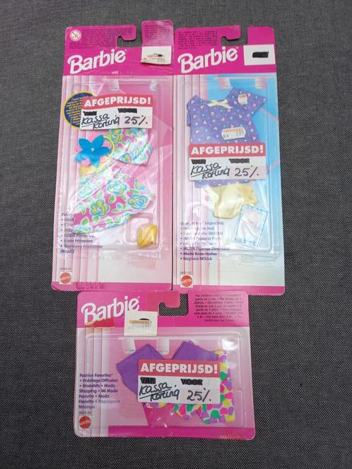 3 vintage Barbie kledingstukken jaren '90., Kinderen en Baby's, Speelgoed | Poppen, Zo goed als nieuw, Barbie, Ophalen of Verzenden