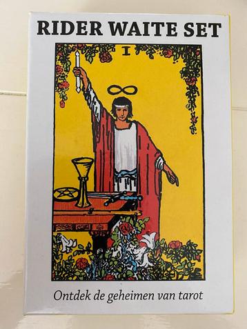 M. Montano - Rider Waite tarot set beschikbaar voor biedingen