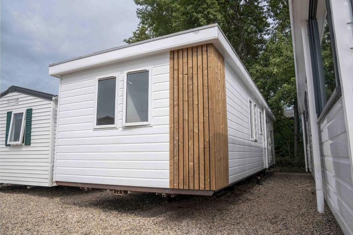 RUIME MIDDENKAMER CHALET MET 3 SLAAPKAMERS, Caravans en Kamperen, Stacaravans, tot en met 3, Ophalen of Verzenden