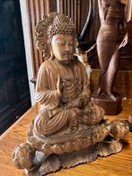 Vintage houten Boeddha op Lotusbloem handgestoken, Ophalen of Verzenden