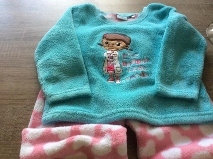 Heerlijk Disney huispak maat 98/104.   2/3 y., Kinderen en Baby's, Kinderkleding | Maat 104, Zo goed als nieuw, Meisje, Setje