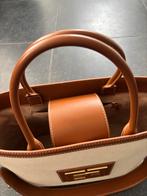 Elegante bruine tas van Elisabetta Franchi, Sieraden, Tassen en Uiterlijk, Ophalen, Zo goed als nieuw, Bruin, Schoudertasje