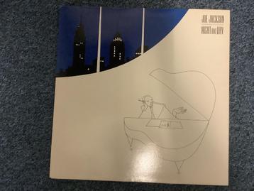 Vinyl beschikbaar voor biedingen