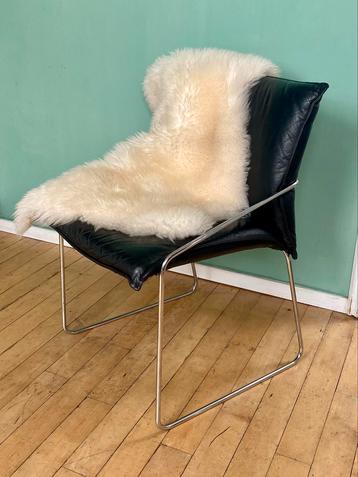 Midcentury Zwarte Leren Fauteuil / Vintage chroom boho beschikbaar voor biedingen