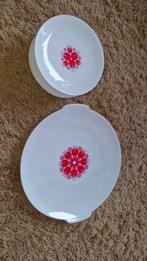 Thomas Medaillon Pinwheel rood-roze vintage gebak servies, Ophalen, Glas of Kopje