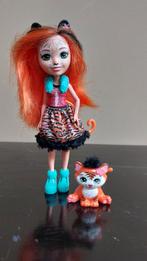 Enchantimals poppen 5 stuks + boomhut - Zo goed als nieuw, Kinderen en Baby's, Speelgoed | Poppen, Ophalen of Verzenden, Zo goed als nieuw