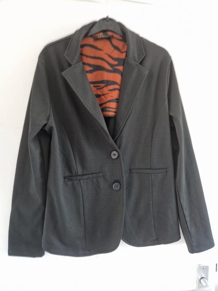 Zwart jasje Supertrash - Maat 46/48 (XL), Kleding | Dames, Jasjes, Kostuums en Pakken, Gedragen, Jasje, Maat 46/48 (XL) of groter