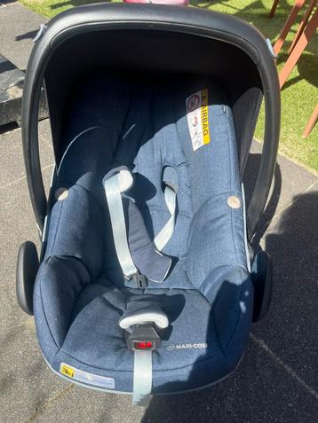 Nette maxi cosi I size compliant beschikbaar voor biedingen