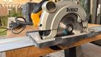 Cirkelzaagmachine DeWalt D23650 en d23650K 1350 Watt, Doe-het-zelf en Verbouw, Gereedschap | Zaagmachines, Ophalen, Cirkelzaag