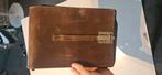 Chocolate brown luftwaffe kaartentas 1937 glad leer, Ophalen of Verzenden, Luchtmacht, Duitsland