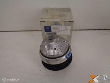 A2112400317 E-KLASSE W211 MOTORSTEUN LINKS NOS OEM MERCEDES beschikbaar voor biedingen