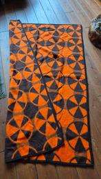 Mooie dralon deken '70 jaren retro Mooie staat oranje bruin, Huis en Inrichting, Woonaccessoires | Plaids en Woondekens, Ophalen of Verzenden