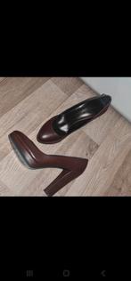 bruine pumps Patrizia Pepe. maat 38., Kleding | Dames, Schoenen, Pumps, Bruin, Nieuw, Ophalen of Verzenden