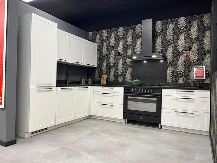 HOEK KEUKEN met BORETTI fornuis, Huis en Inrichting, Keuken | Complete keukens, Nieuw, Hoekkeuken, Wit, Composiet, Ophalen