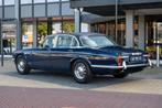 Jaguar XJ 5.3 V12 (bj 1976, automaat), Auto's, Oldtimers, Beige, 254 pk, Blauw, Bedrijf