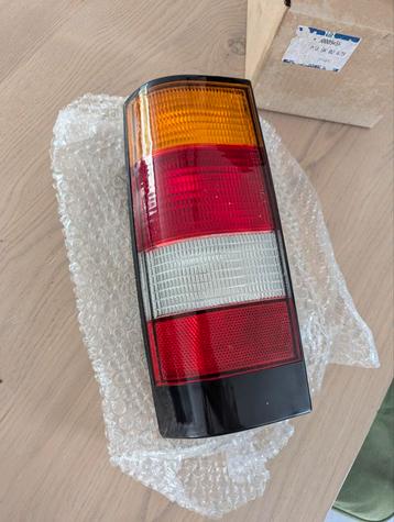 Achterlicht links Opel Kadett D Caravan (station) NIEUW beschikbaar voor biedingen