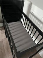 Wiegje zwart hout., Ophalen, Gebruikt, Minder dan 140 cm, Matras