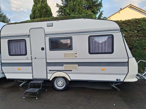 Hobby classic 430 izgst, Caravans en Kamperen, Caravans, Particulier, tot en met 4, 750 - 1000 kg, Treinzit, Hobby, Omvormbare zithoek