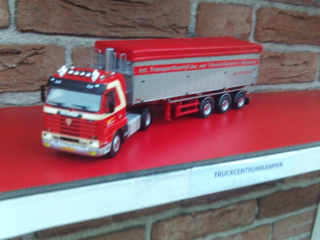 WSI  Scania  3  Streamline  van  Jac  van  t,Kruis.
