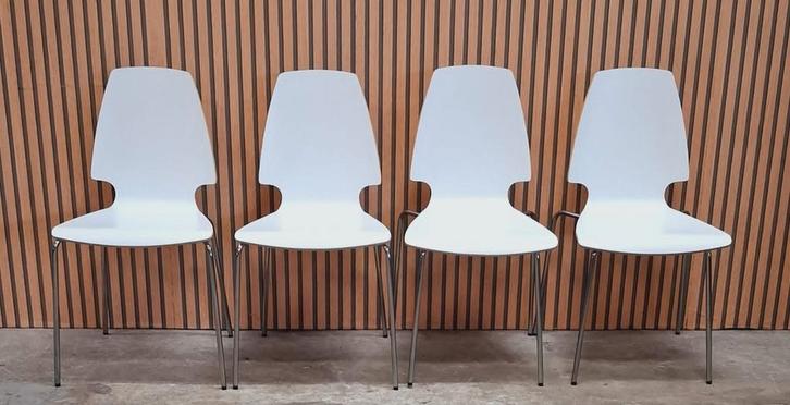 18 x Ikea Vilmar Vlinderstoelen wit design stoelen Hout cafe, Huis en Inrichting, Stoelen, Zo goed als nieuw, Vijf, Zes of meer stoelen