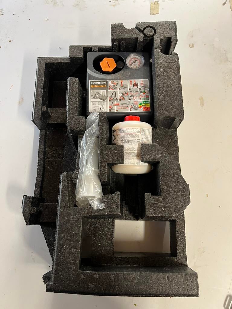 Volvo bandenset reparatie en pomp, Ophalen of Verzenden, Nieuw, Volvo
