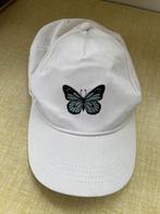 Witte pet met vlinder, Kleding | Dames, Ophalen of Verzenden, Zo goed als nieuw, One size fits all, Pet