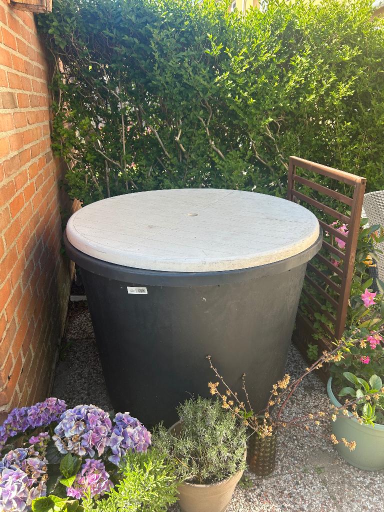 Boomkuip 500 liter met deksel gebruikt als ijsbad, Ophalen, Zo goed als nieuw