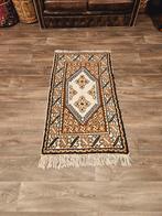 Handgeknoopt Tapijt uit Tunesië. Prachtige kleuren! Weg=Weg!, Bruin, Zo goed als nieuw, 150 tot 200 cm, Rechthoekig