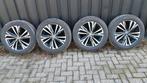 Lexus LBX  18 inch Velgen met Bridgestone Winterbanden, Auto-onderdelen, 18 inch, Gebruikt, 265 mm, Banden en Velgen
