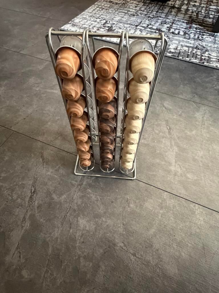 Nespresso de Longhi koffiezetapparaat wit + melk opschuimer, Witgoed en Apparatuur, Koffiezetapparaten, Ophalen, Koffiemachine