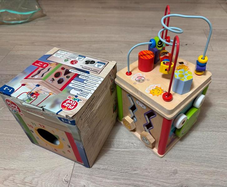Houten activiteitenkubus Playtive Junior, Kinderen en Baby's, Speelgoed | Educatief en Creatief, Zo goed als nieuw, Bouwen, Ophalen