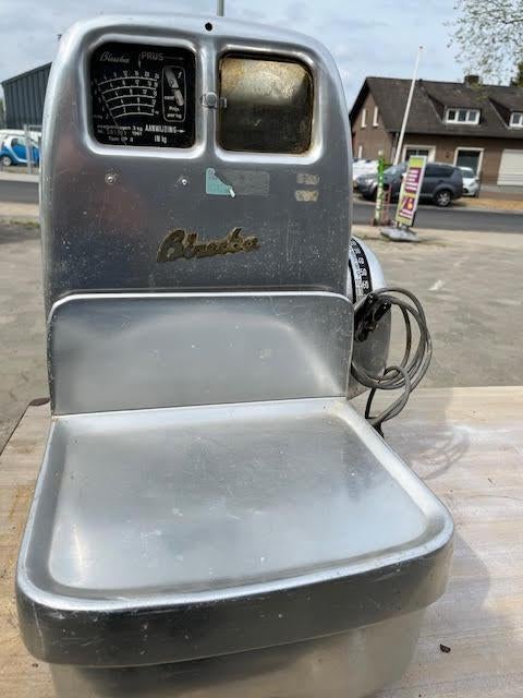 Bizerba Winkelweegschaal met Prijsaanduiding – Industrieel, Witgoed en Apparatuur, Weegschalen, Ophalen, Gebruikt, Personenweegschaal