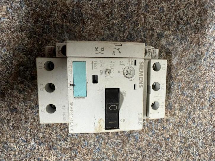 Siemens motorbeveiligingsschakelaar –2,5A, Hobby en Vrije tijd, Elektronica-componenten, Gebruikt, Ophalen of Verzenden
