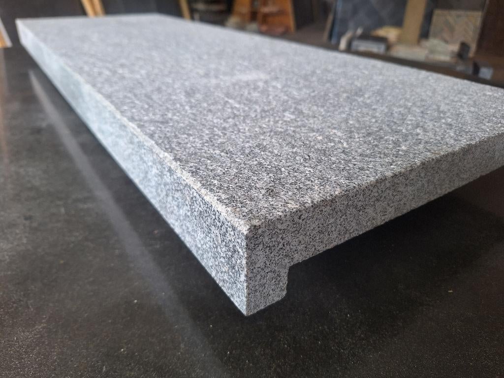 traptrede Graniet 100x35x3/5 cm met een gezoete haakse neus, Ophalen of Verzenden, Nieuw, Graniet, Overige typen