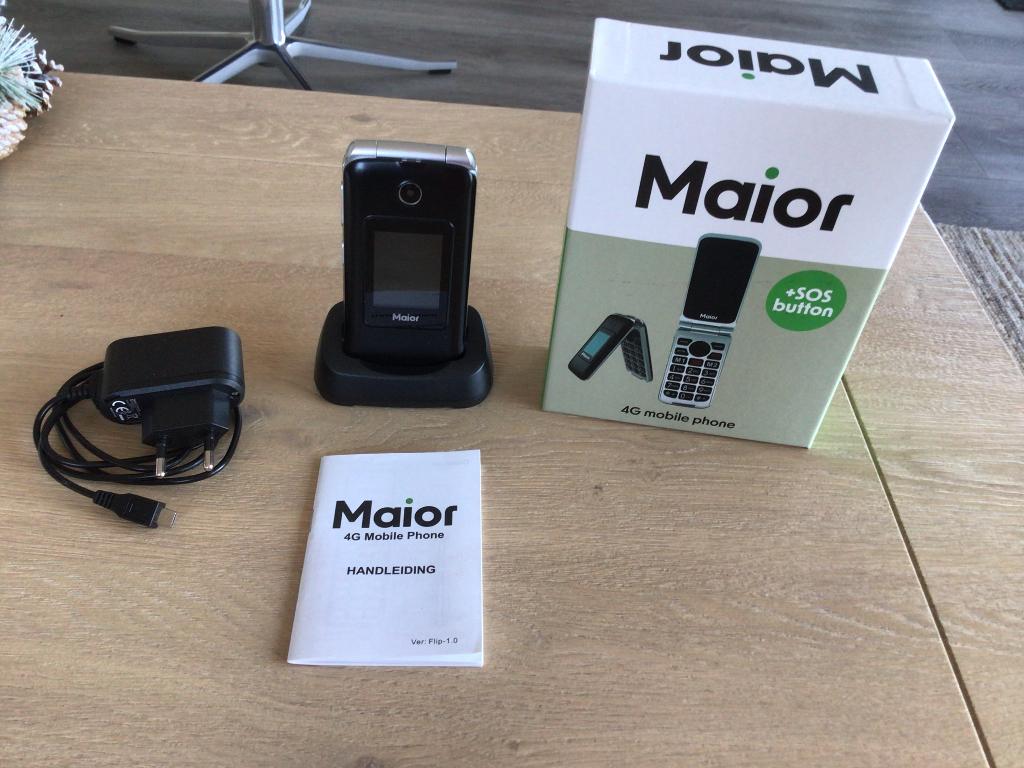 Senioren mobiele telefoon, Geen camera, Zwart, Nieuw, Inklapmodel