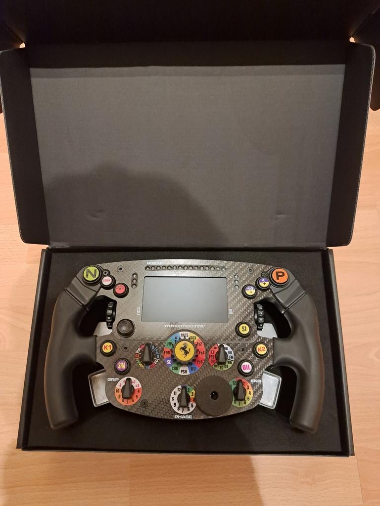 SF 1000 Ferrari stuurwiel en TX Leather stuurwiel, Ophalen, Zo goed als nieuw