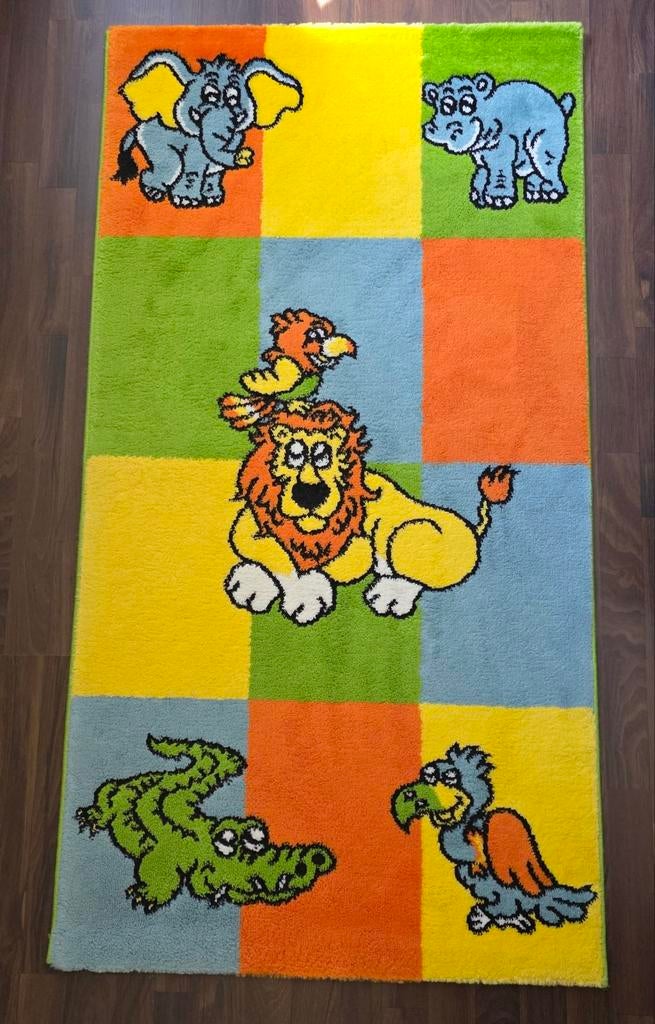 Vrolijk kinder vloerkleed met jungle dieren, Ophalen, Groen, 50 tot 100 cm, Zo goed als nieuw