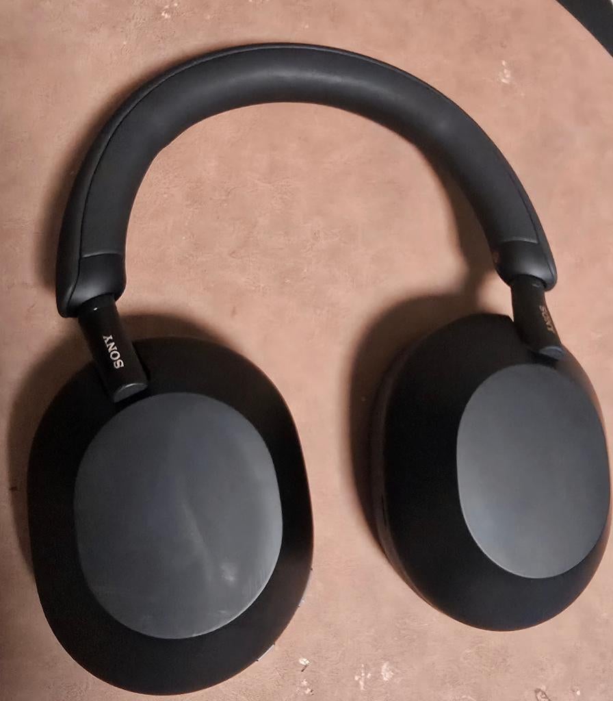 Sony WH-1000XM5 met hard case, Audio, Tv en Foto, Koptelefoons, Nieuw, Over oor (circumaural), Sony, Draadloos, Bluetooth, Surround