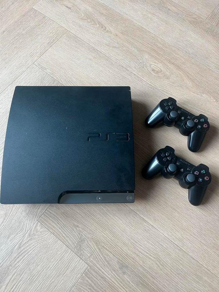 PS3 Slim 320GB + 2 controllers + games + Skylanders compleet, Spelcomputers en Games, Spelcomputers | Sony PlayStation 3, Gebruikt