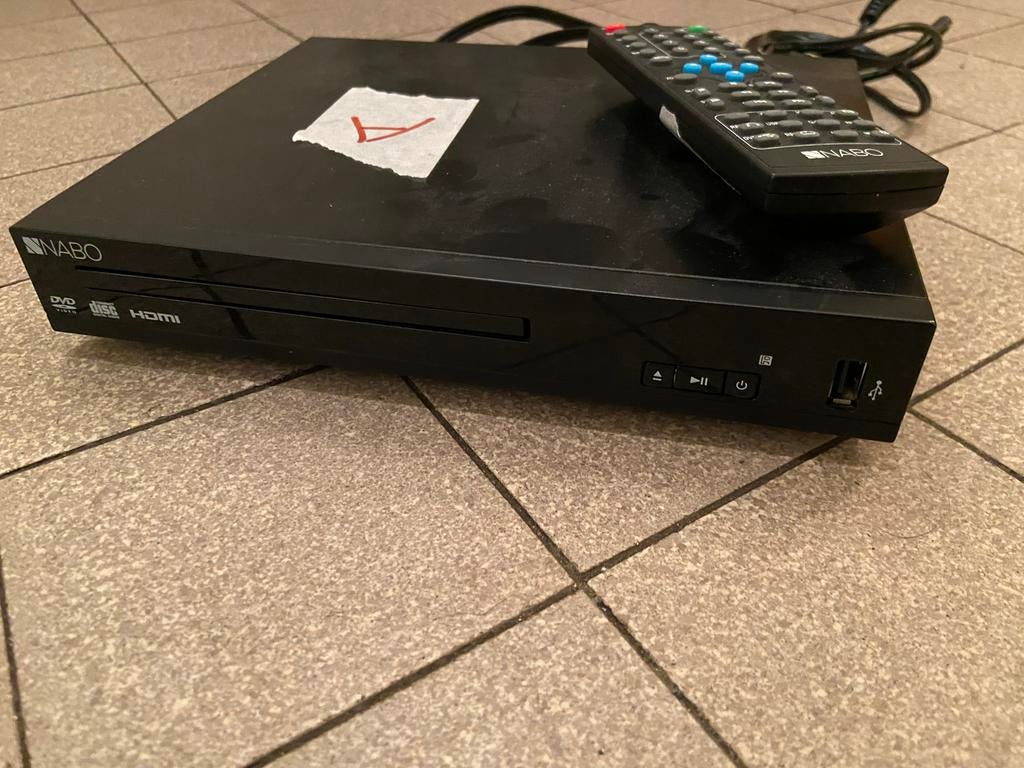 Nabo dvd speler met afstandsbediening en bedrading, Ophalen of Verzenden, Gebruikt, Dvd-speler, Overige merken