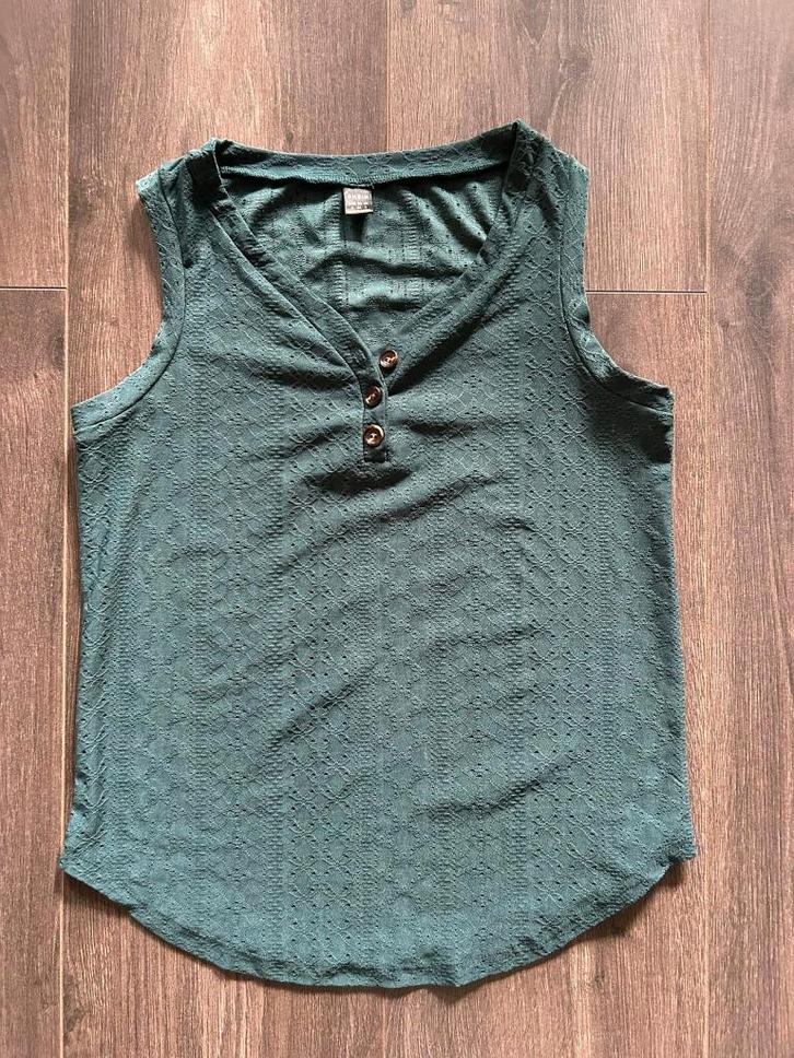 Groene top - Maat: S, Kleding | Dames, Tops, Nieuw, Groen, Zonder mouw, Ophalen of Verzenden