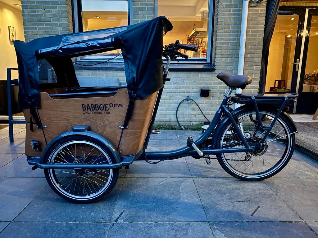 Babboe E Curve bakfiets met accessoires, Fietsen en Brommers, Fietsen | Bakfietsen, Ophalen, Gebruikt, 4 kinderen of meer, Huif