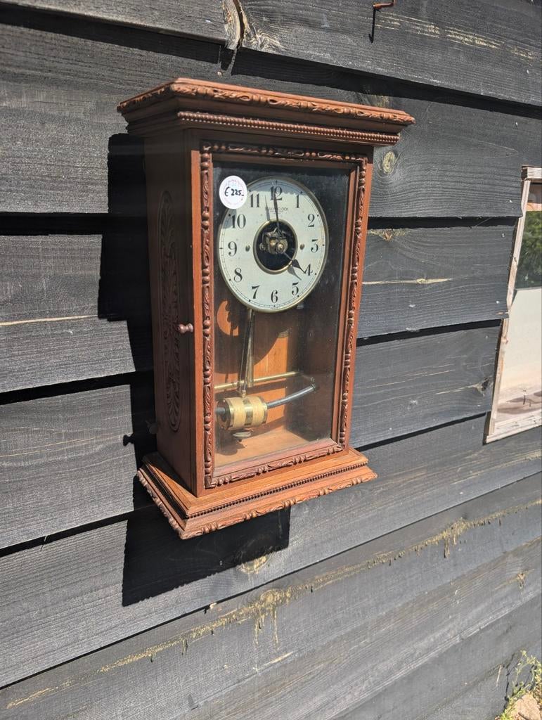 Antieke elektrische klok €220, Ophalen