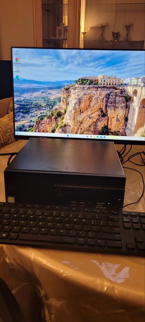 Dell Optiplex 3060 PC met Monitor en Toetsenbord, Computers en Software, Desktop Pc's, Gebruikt, 4 Ghz of meer, Met monitor, Ophalen of Verzenden