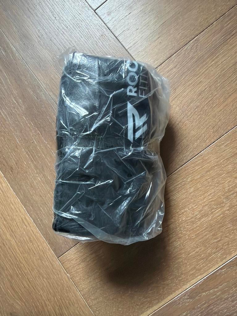 Rockerz Deluxe Yoga Bal met pomp - Nieuw, Sport en Fitness, Fitnessmaterialen, Ophalen, Nieuw, Buik, Fitnessbal