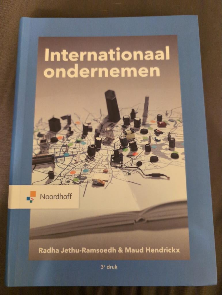 Internationaal ondernemen - 3e druk, Boeken, Studieboeken en Cursussen, Zo goed als nieuw, Radha Jethu-Ramsoedh & Maud Hendrickx