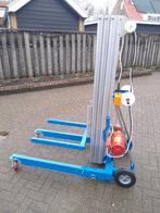 elektrische kanaallift _ montagelift _ materiaallift _ lift, Ophalen, Zo goed als nieuw, Elektrisch